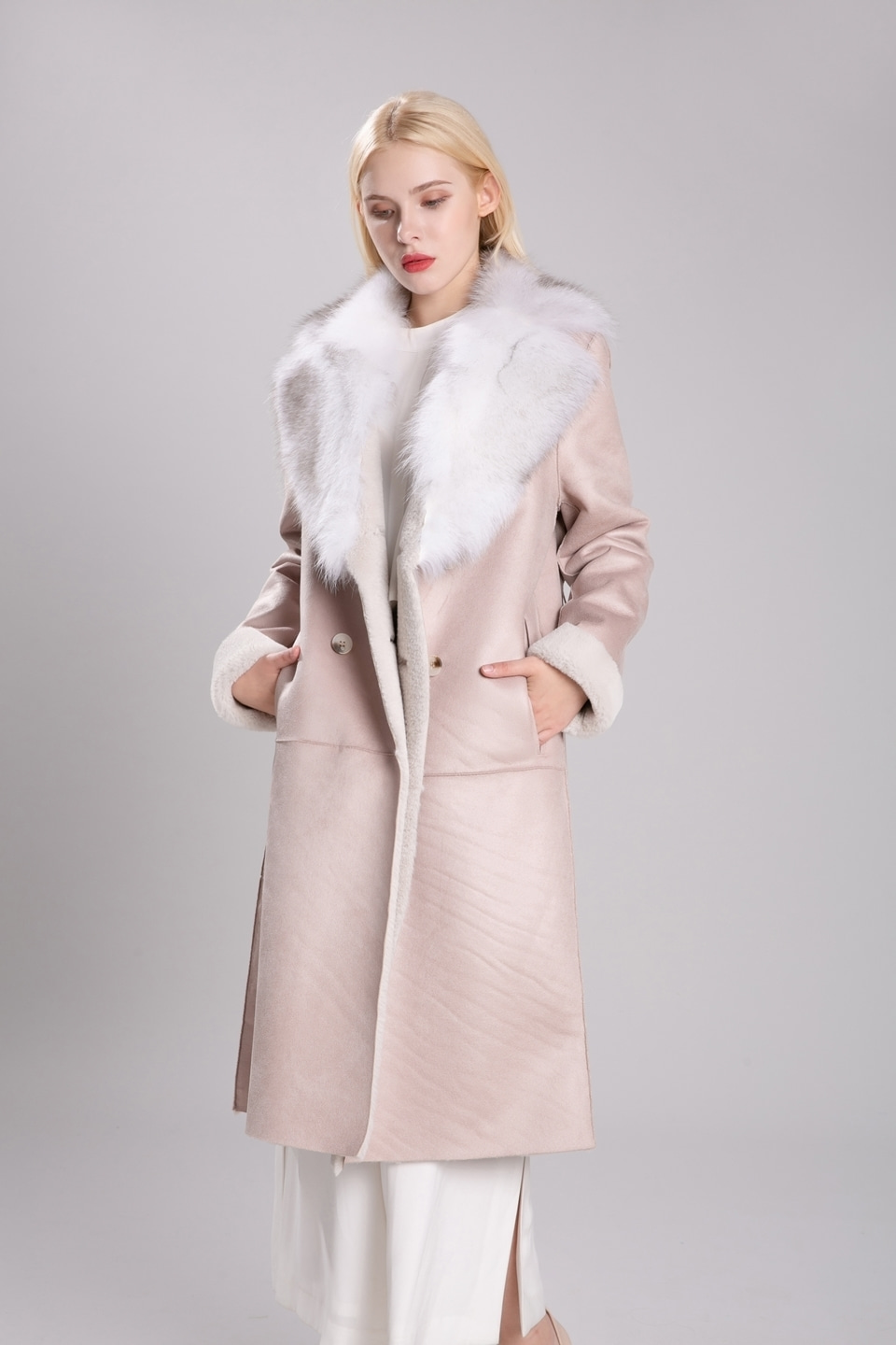 2019 fox fur fake mustang coat (baby pink)